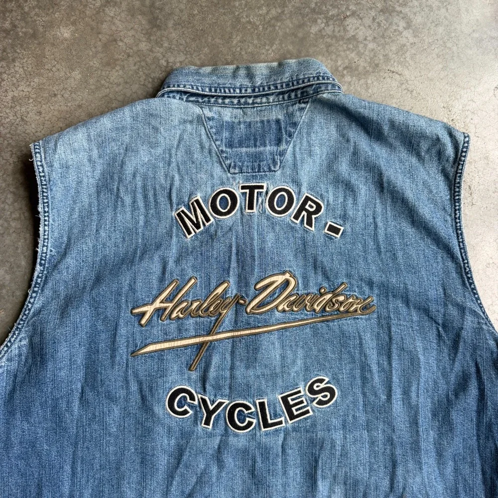 Harley Davidson Embroidered Motorcycle Denim Vest Button Front Mens L Sleeveless